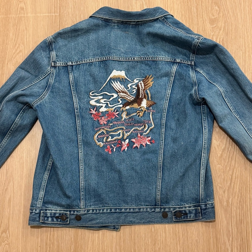 Levi’s LTD Denim Trucker Jacket Lg Sukajan Eagle Mt Fuji Embroidered Japan Rare